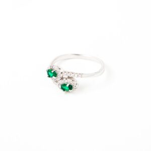 Δαχτυλίδι από μικρές πράσινες ροζέτες ασήμι 925°