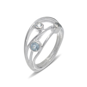 Δαχτυλίδι με γαλάζιο τοπάζι από ασήμι 925