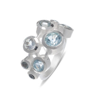 Δαχτυλίδι με μπλε τοπάζι (blue topaz) από ασήμι 925