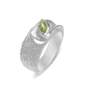 Δαχτυλίδι μονόπετρο με περίδοτο από ασήμι 925