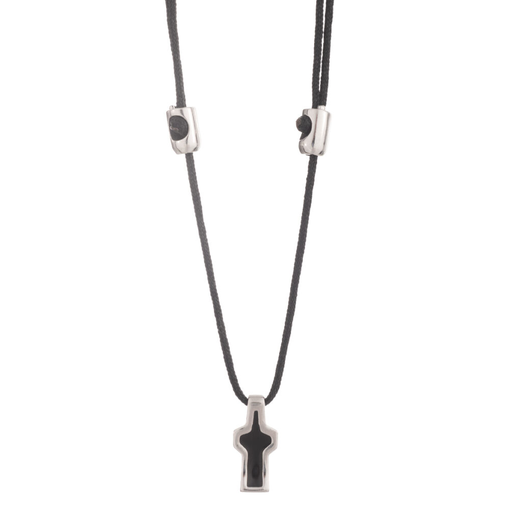 Σταυρός unisex με μαύρο σμάλτο και κορδόνι από ασήμι 925